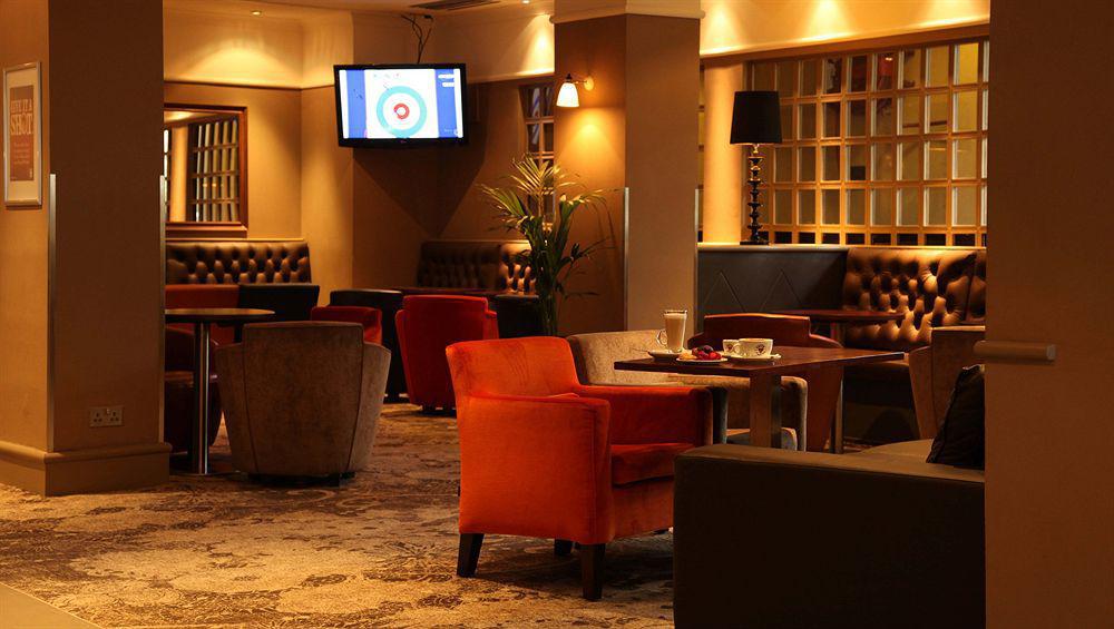 Doubletree By Hilton Aberdeen Treetops Extérieur photo