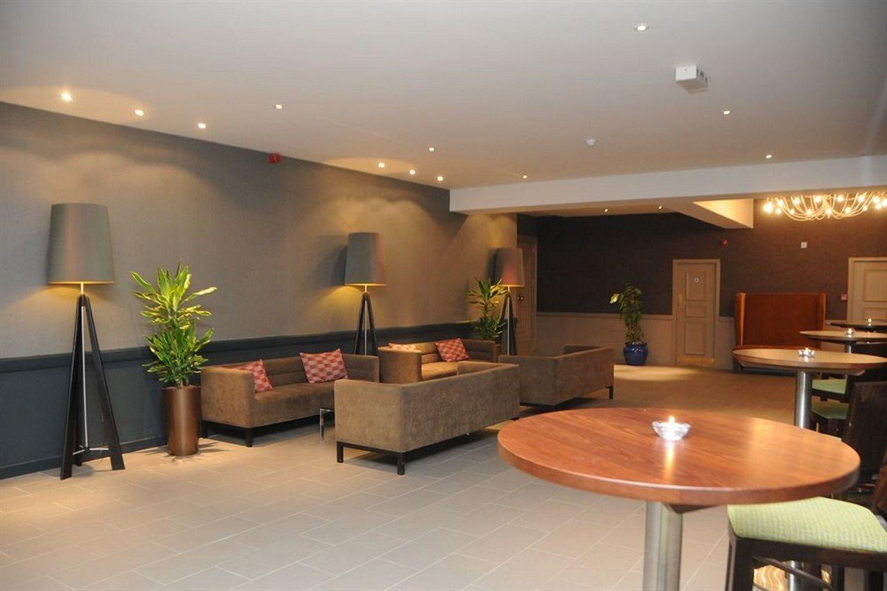 Doubletree By Hilton Aberdeen Treetops Extérieur photo