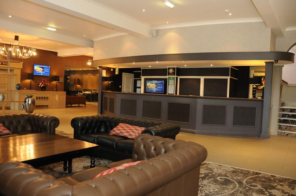 Doubletree By Hilton Aberdeen Treetops Extérieur photo