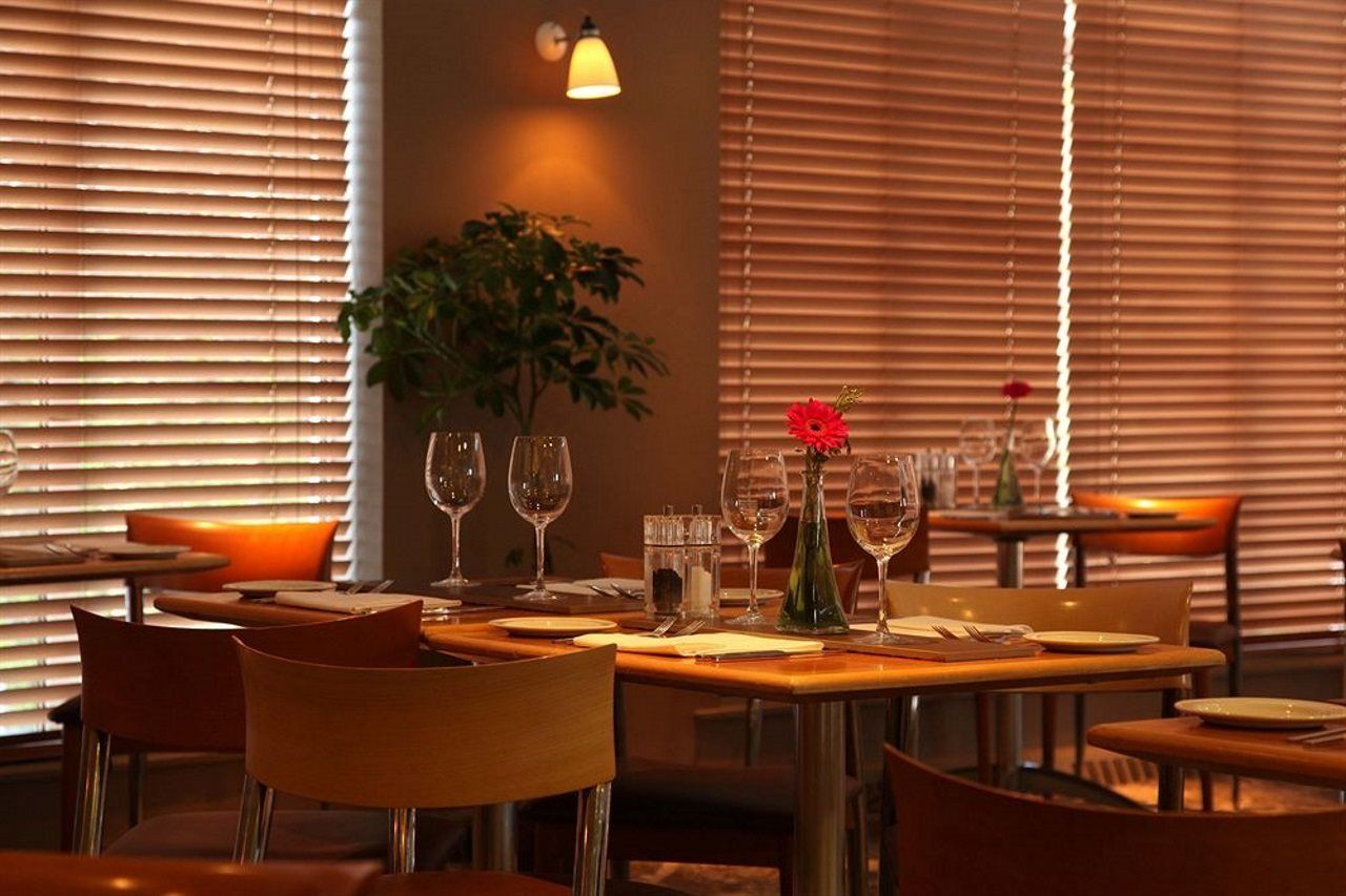 Doubletree By Hilton Aberdeen Treetops Extérieur photo